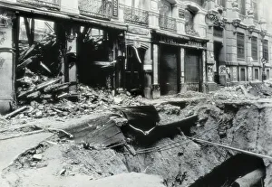 Collapse Prints: Spain. Civil War (1936-1939). The street San