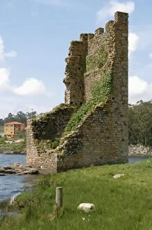 Pontevedra Collection: Spain. Galicia. Catoira. Torres do Oeste castle. 9th century