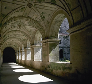 Architectonic Gallery: Spain. Galicia. Sobrado de los Monjes. Cloister of a Sobrado