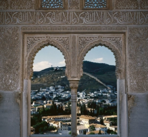 Stucco Gallery: Spain. Granada. The Palace of the Generalife, the Albaicin a