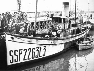 Euzkadi Collection: SPAIN. Pasajes de San Juan. Spanish Civil War