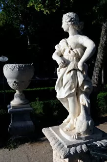 Aranjuez Gallery: Spain. Royal Palace of Aranjuez. Parterre Garden. Sculpture