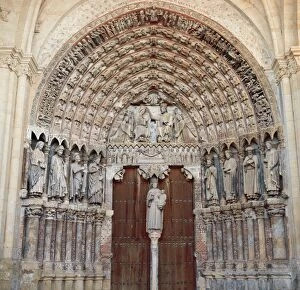 Spain.Toro. Church of Saint Mary the Great. Southern entranc
