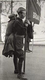 Youthful Collection: Spanish Civil War. International Brigades. Arrival