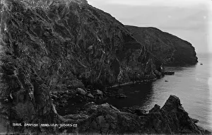Moody Prints: Spanish Head