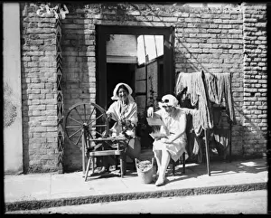 Combs Prints: Spinning Wool 1930S