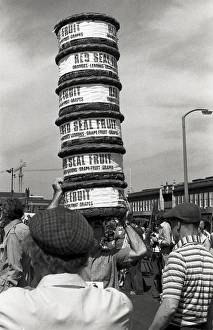 Images Dated 16th February 2011: Spitalfields Annual Festival