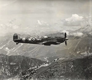 Images Dated 12th December 2017: Spitfire LF Mk9 over Northern Italy