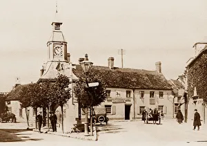 The Square, Mere