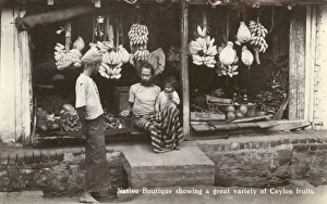 Images Dated 9th March 2011: Sri Lanka - Fruit Seller