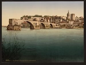 Provence Collection: St. Benezech (i. e. Saint Benexet), bridge, Avignon, Provence