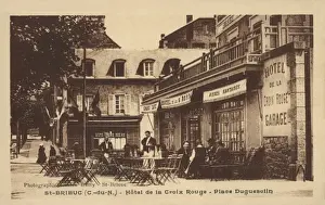 St Brieuc - Red Cross Hotel on Place Dugueselin