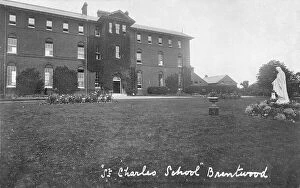 Images Dated 13th August 2021: St Charles School, Brentwood