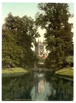 Cambridge Gallery: St. Johns College, chapel from the river, Cambridge, Englan