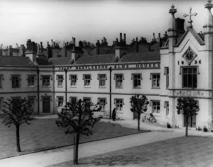 Alms Gallery: St Marylebone Alms Houses