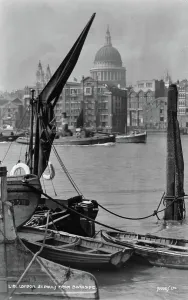 Oars Prints: St. Paul's Cathedral from Bankside