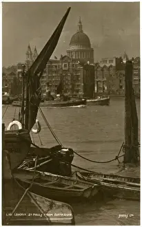 Tugs Prints: St Pauls Cathedral from the Bankside, London