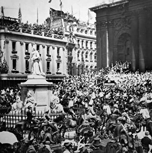 Pauls Collection: St. Paul's Cathedral, Queen Victoria's Jubilee, 1897