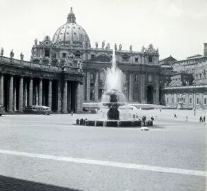 Piazza Gallery: St Peter s, Vatican City, Rome, Italy