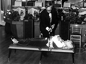 Images Dated 1st September 2011: Stage Magic Trick