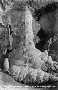 Formations Prints: Stalactite Pillar in Gough's Cave