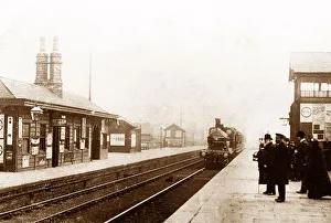 Stanningley Railway Station early 1900s