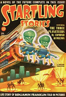 Headed Collection: Startling Stories scifi magazine cover - Green-headed Aliens