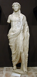 statue of dionysus