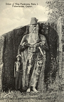 Images Dated 8th February 2012: Statue of King Parakrama Bahu I, Polonnaruwa, Sri Lanka