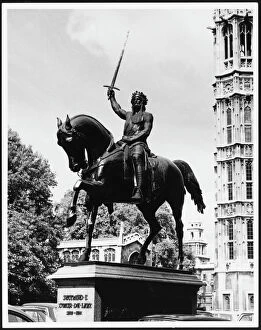 Raised Gallery: Statue of Richard I