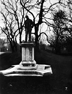 Arboretum Collection: Statue of Sir Henry Royce, the Arboretum, Derby