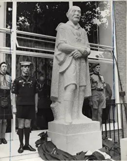 Statue unveiling at Baden Powell House, London