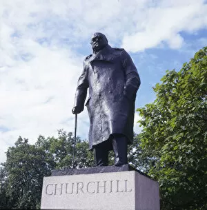 Images Dated 10th June 2019: Statue of Winston Churchill, Parliament Square, Westminster