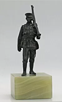 Images Dated 2nd September 2009: Statuette of a 1914 Tommy