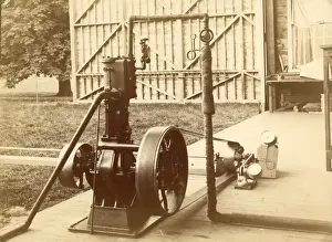 The steam engine for driving the whirling table in the ?