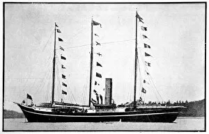 Images Dated 20th August 2004: The steam-ship Roosevelt departing for the Arctic, 1908