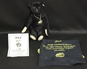 Images Dated 4th March 2015: Steiff limited edition 1912 Titanic teddy bear