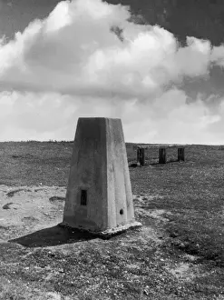 Stone pillar indicating height above sea level