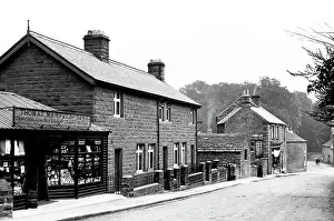 Images Dated 10th December 2018: Stoney Middleton