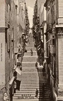 Images Dated 21st November 2018: Strada Santa Lucia, Valletta, Malta