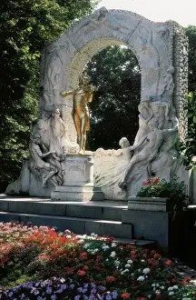 Strauss, Johann, The Younger (1825-1899)