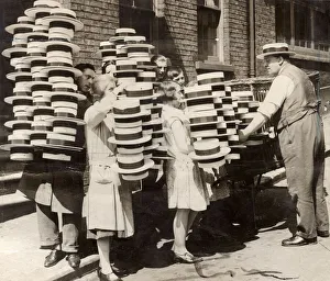 Stocks Collection: Straw hats return to favour in 1930 - factory in Luton