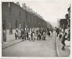 Caring Prints: Street Scene 1930