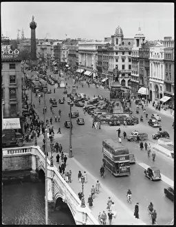 Busy Prints: Street Scene / Dublin