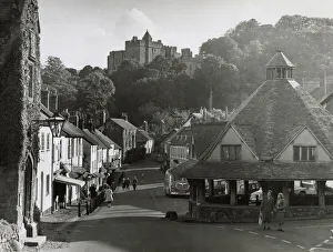 Dunster Prints: Street scene in Dunster, Somerset