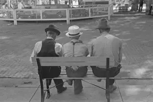 Street scene. London, Ohio