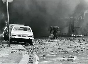 Riots Collection: Street scene during riot, Brixton, Lambeth, South London