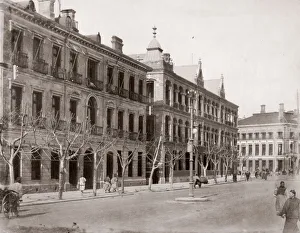 Street scene, Shanghai, China, c. 1890 s, along the Bund