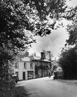 Creeper Prints: Street scene, St Mawgan in Pydar, Cornwall