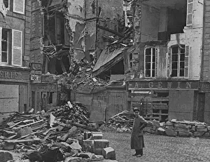 Street scene in Verdun after German bombardment, WW1